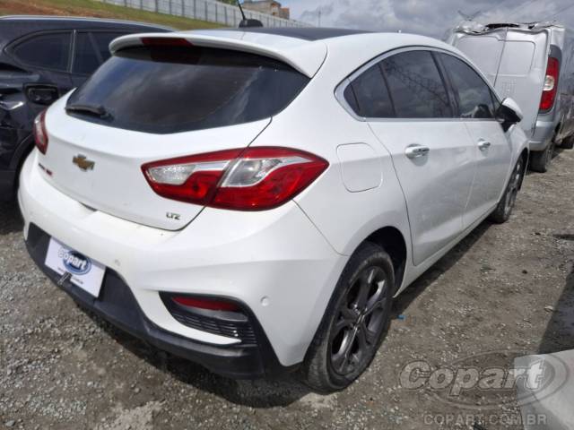 2017 CHEVROLET CRUZE HATCH 