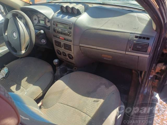 2011 FIAT STRADA 