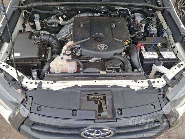2023 TOYOTA HILUX CD 