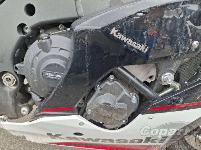 2022 KAWASAKI NINJA ZX-10R 