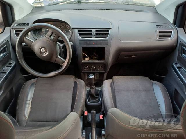 2011 VOLKSWAGEN FOX 