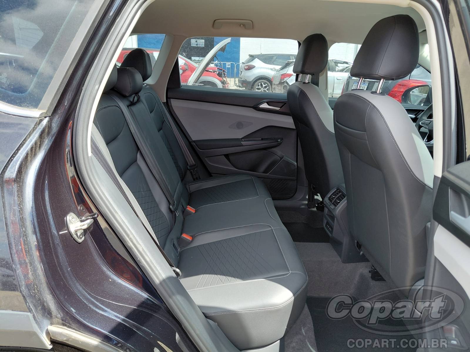 Foto 6 de 10: 2024 VOLKSWAGEN TAOS