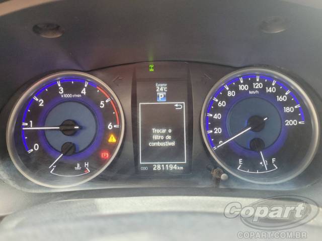 2017 TOYOTA HILUX CD 