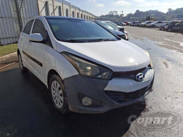 2014 HYUNDAI HB20 