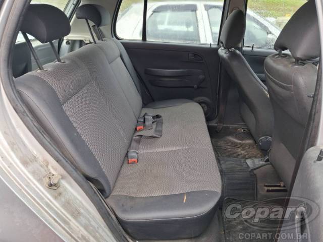 2006 VOLKSWAGEN FOX 