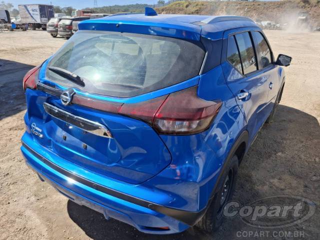 2022 NISSAN KICKS 