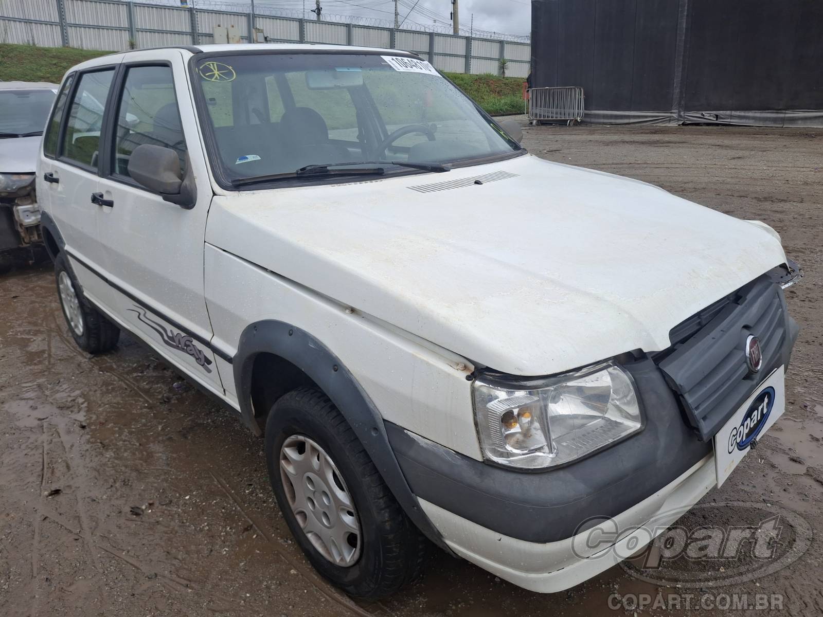 Veículo Fiat Uno FIAT UNO 2013 Motor 1.0 Fire Flex 2013 em leilão