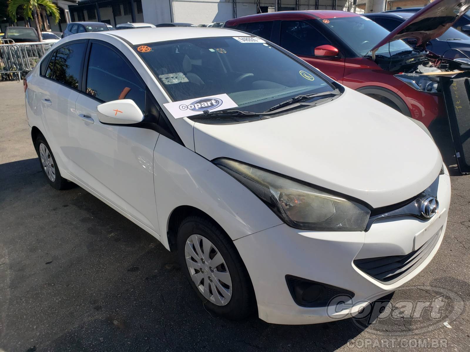 Veículo Hyundai HB20S Hyundai HB20S Comfort Style 1.6 2014 Pequena Monta 2014 em leilão