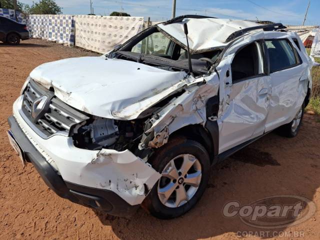 2024 RENAULT DUSTER 