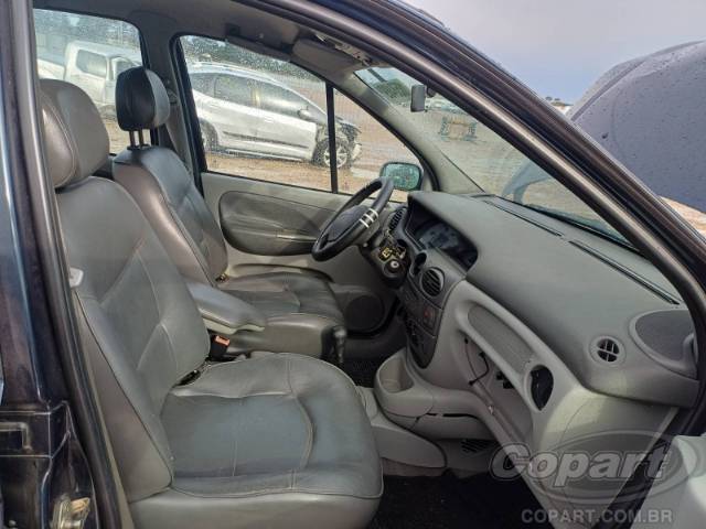 2004 RENAULT SCENIC 