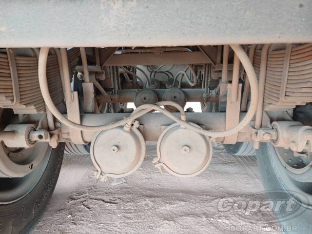 2011 GUERRA SEMI-REBOQUE 