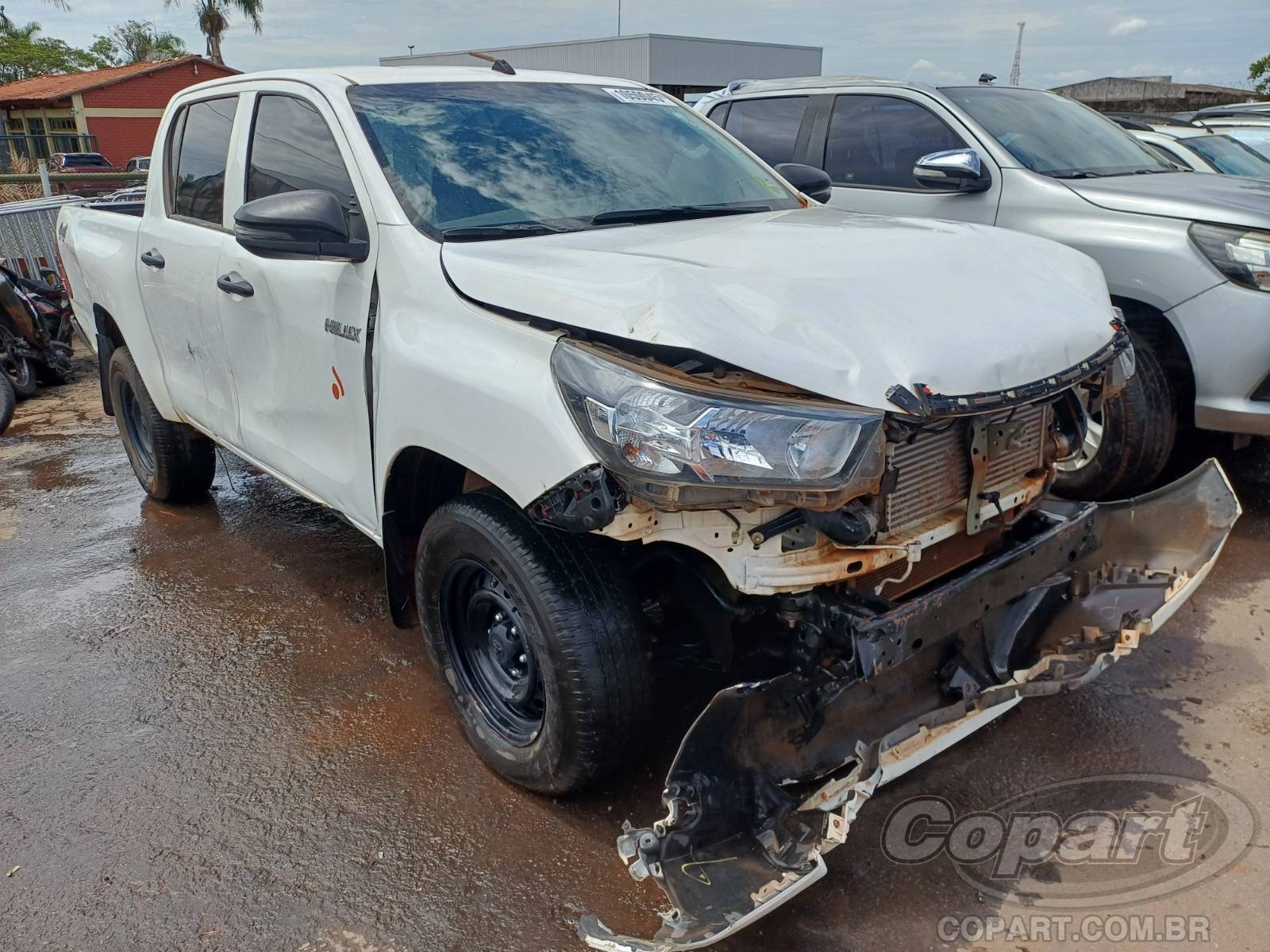 2025 TOYOTA HILUX CD