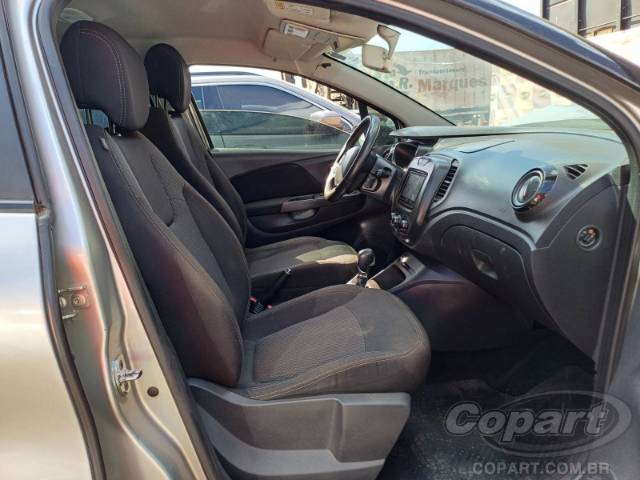 2019 RENAULT CAPTUR 