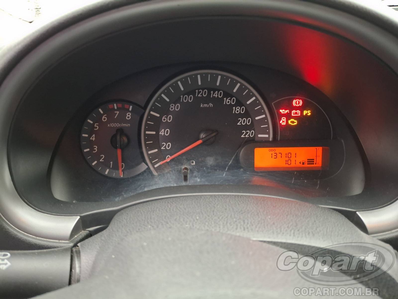 2013 NISSAN MARCH — foto 8 de 15