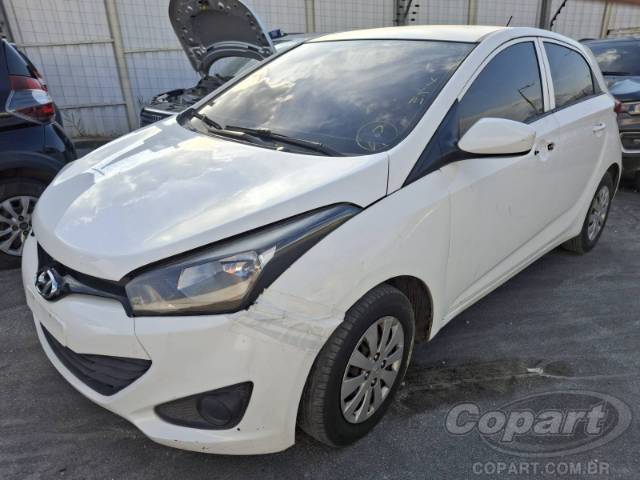 2015 HYUNDAI HB20 