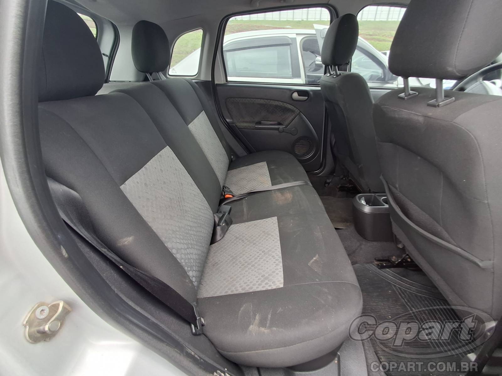 Foto 6 de 12: 2011 FORD FIESTA