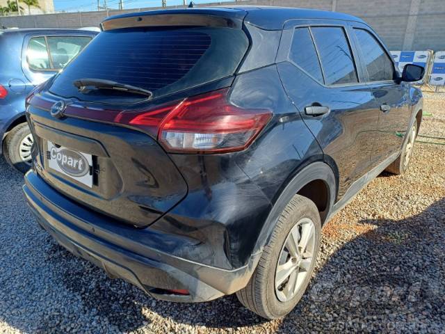 2024 NISSAN KICKS 