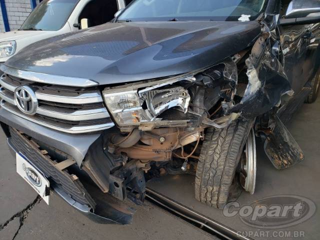 2017 TOYOTA HILUX CD 