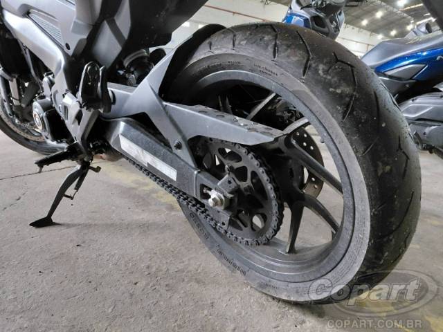 2025 BAJAJ DOMINAR 