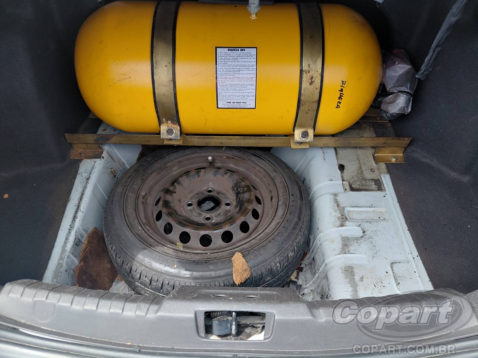 Foto 9 de 13: 2019 FORD KA SEDAN