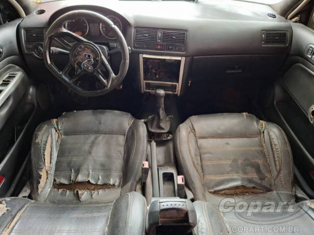 2010 VOLKSWAGEN GOLF 