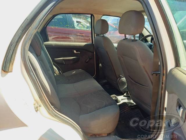 2015 FIAT SIENA 
