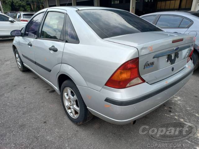 2006 FORD FOCUS SEDAN 