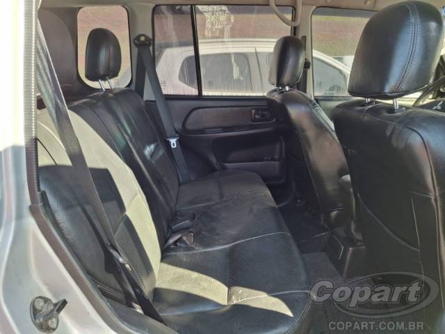 2011 MITSUBISHI PAJERO TR4 