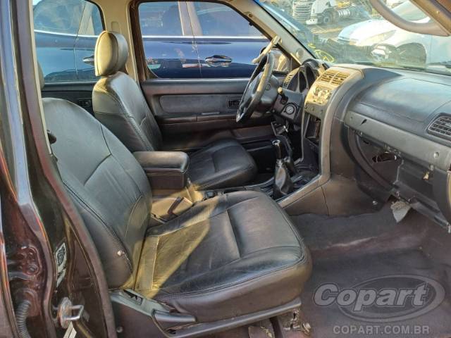 2006 NISSAN XTERRA 