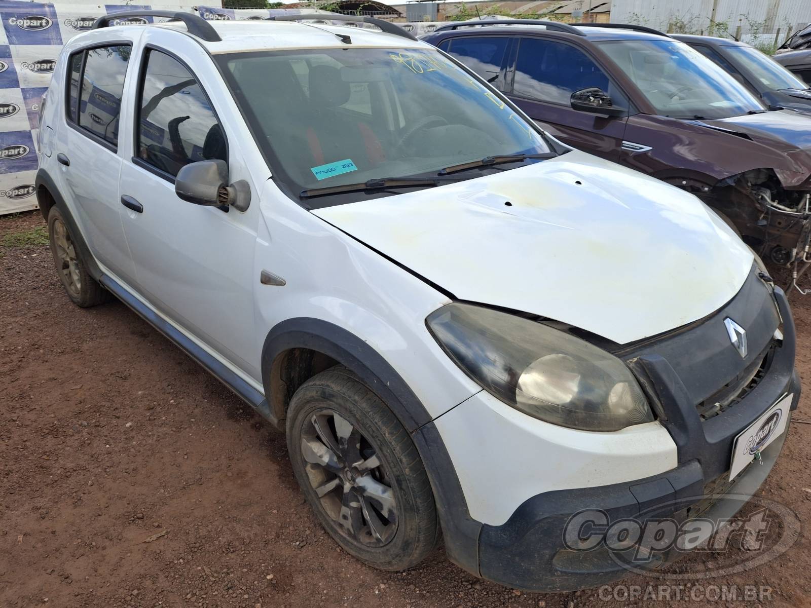 Renault Sandero Stepway 1.6 16V Hi-Flex 2012 Colisão Média Monta