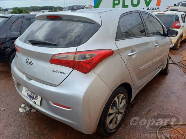 2015 HYUNDAI HB20 