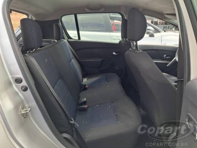 2017 RENAULT SANDERO 