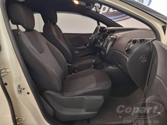2021 RENAULT CAPTUR 