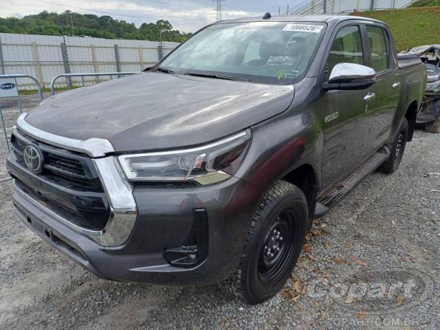 2025 TOYOTA HILUX CD 