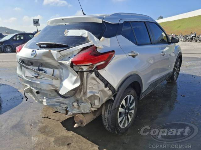 2020 NISSAN KICKS 