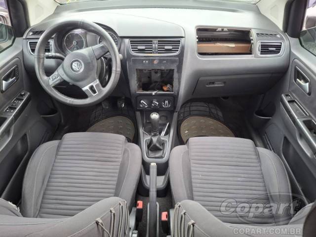 2011 VOLKSWAGEN FOX 