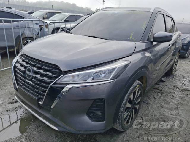 2025 NISSAN Kicks Play 