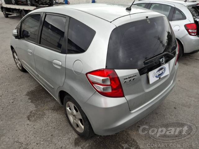 2010 HONDA FIT 