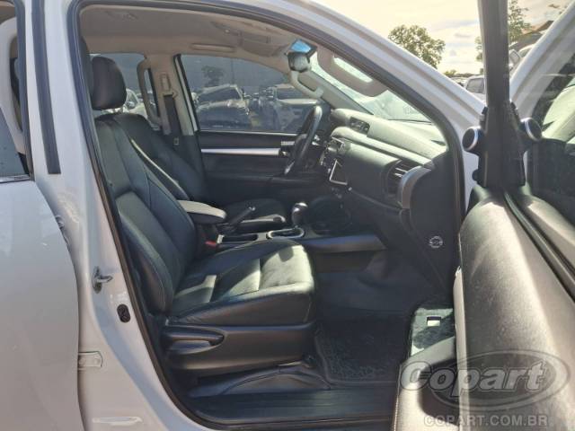 2023 TOYOTA HILUX CD 