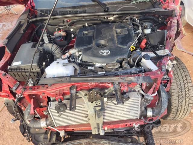 2025 TOYOTA HILUX CD 