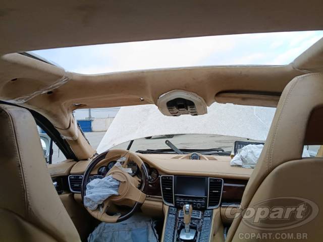 2011 PORSCHE PANAMERA 