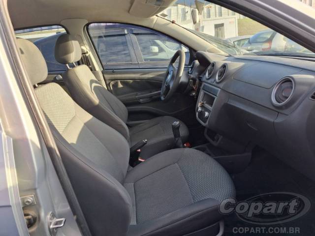 2011 VOLKSWAGEN GOL 