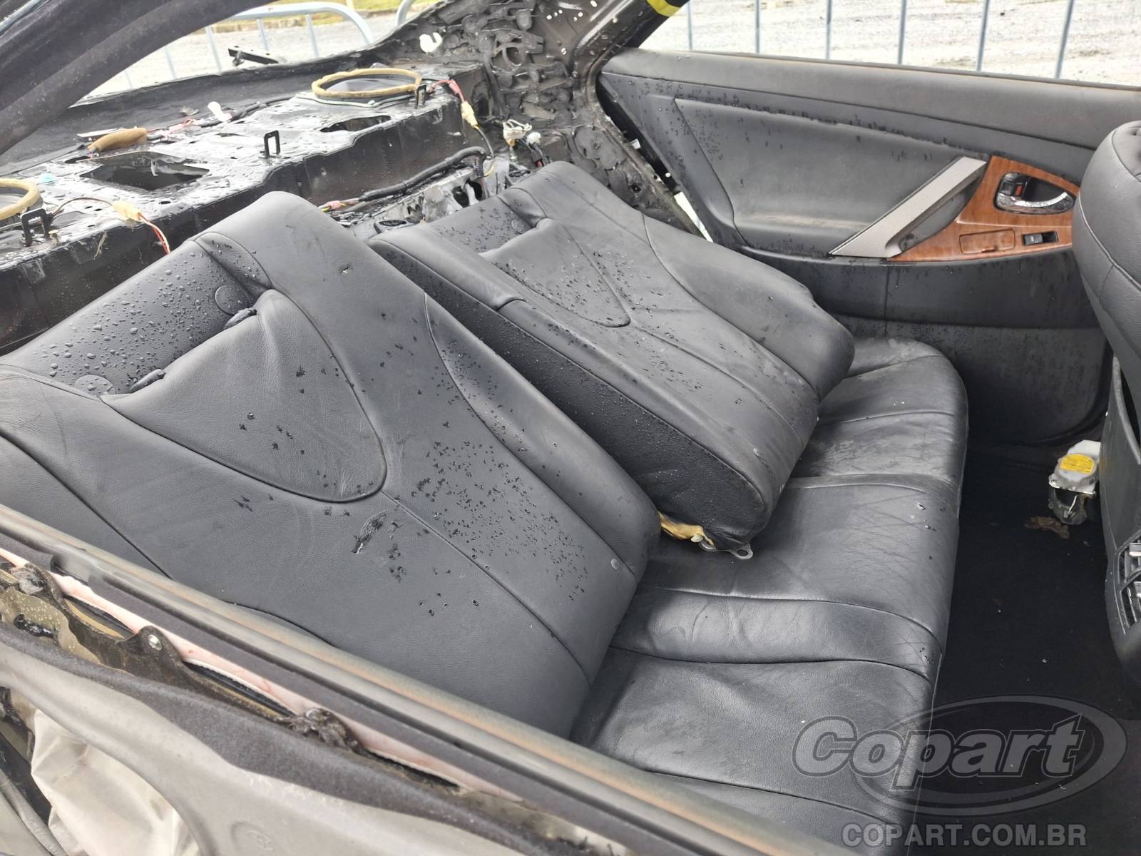 2010 TOYOTA CAMRY — foto 6 de 10