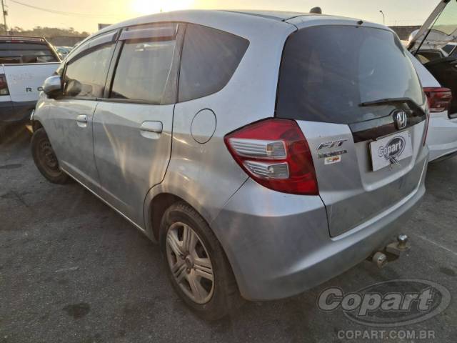 2011 HONDA FIT 