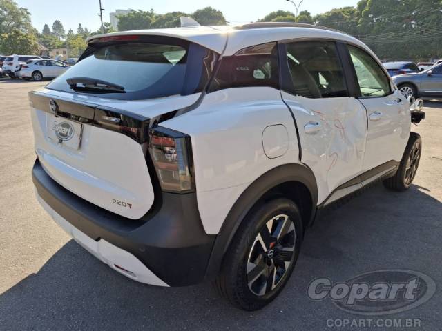 2026 NISSAN KICKS 