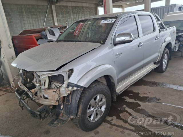 2013 TOYOTA HILUX CD 