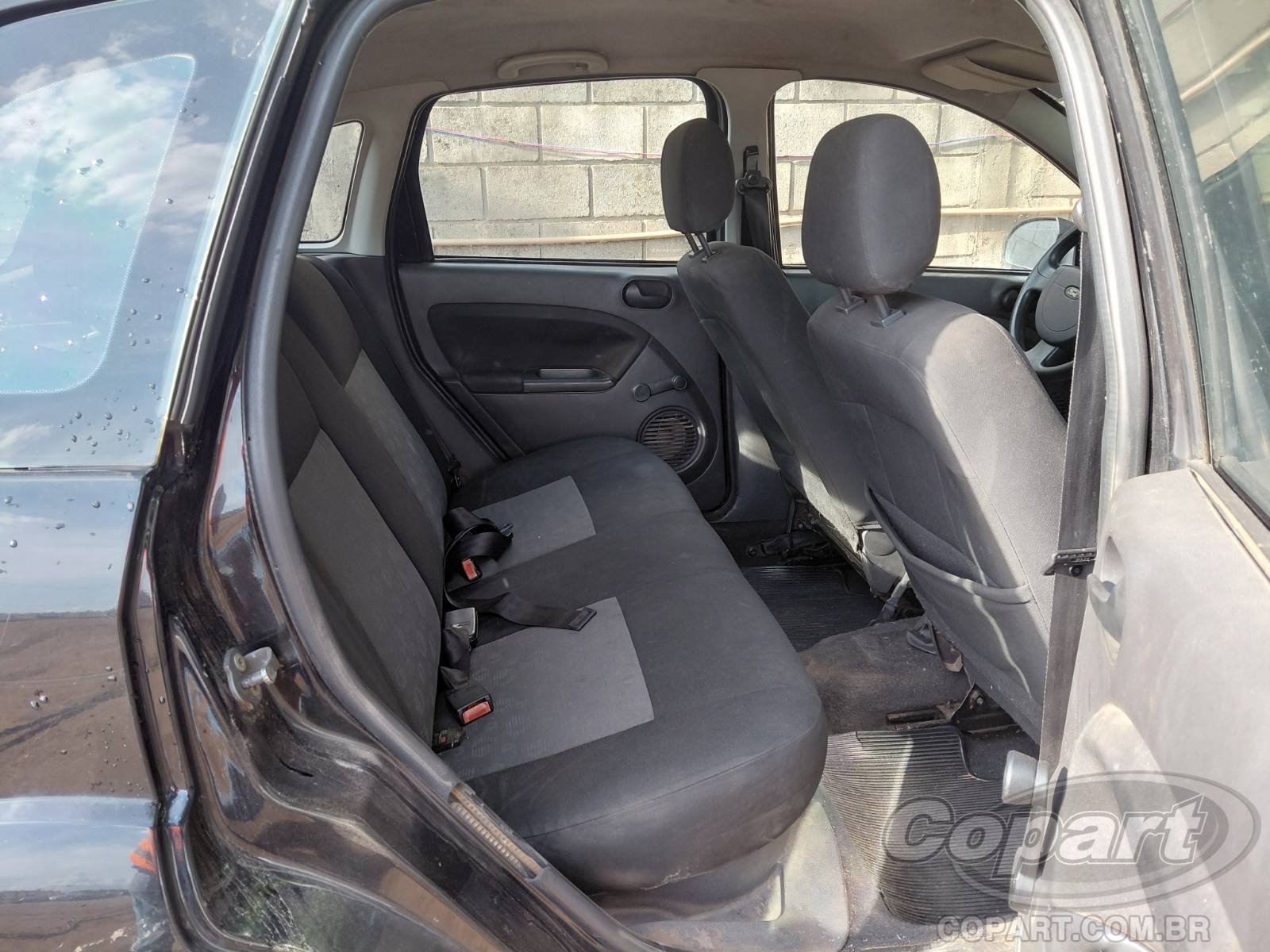 Foto 6 de 9: 2013 FORD FIESTA