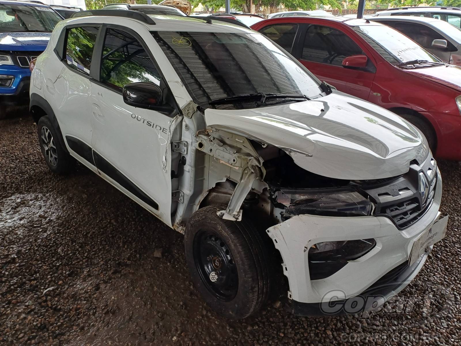 Renault Kwid Outsider 1.0 SCe 2023 Colisão Média Monta
