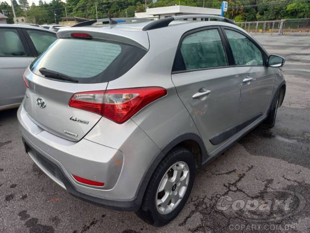 2014 HYUNDAI HB20 
