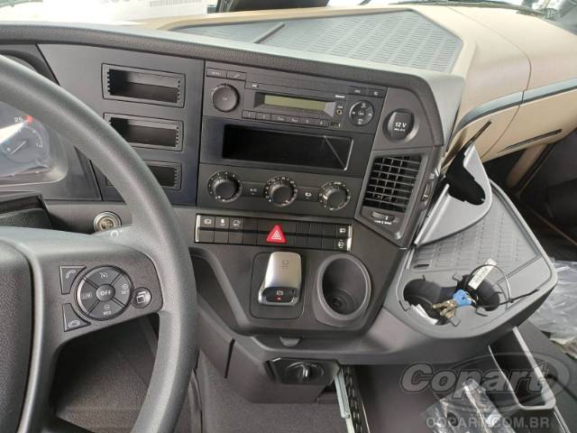 2025 MERCEDES-BENZ Actros 